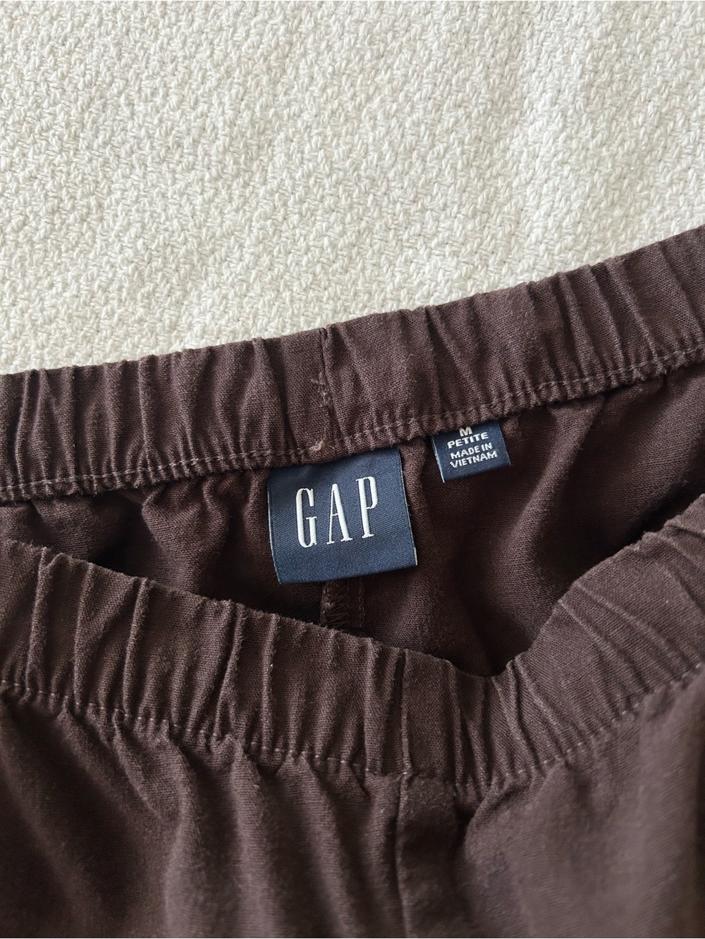 Gap Linen Blend Wide-Leg Easy Pant in Brown - Picture 5 of 7